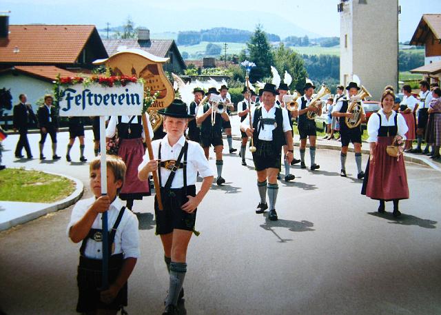 092 Festmusi
